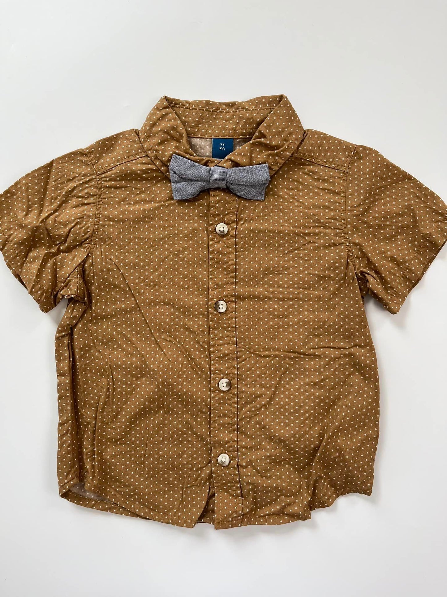 Old Navy Short-Sleeve Button Up with Bow Tie 2T