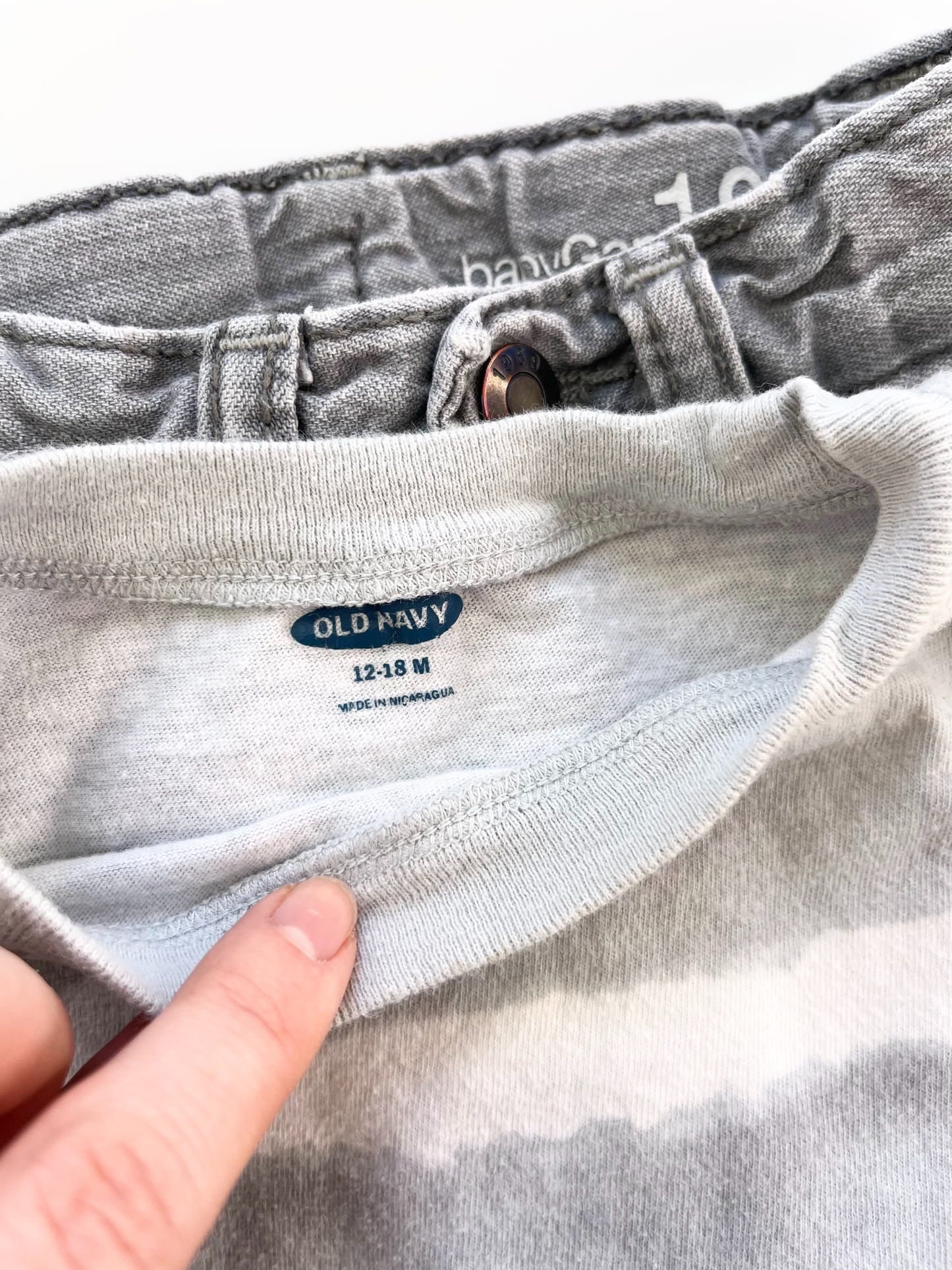 Old Navy T-Shirt & Gap Jeans 12-18m