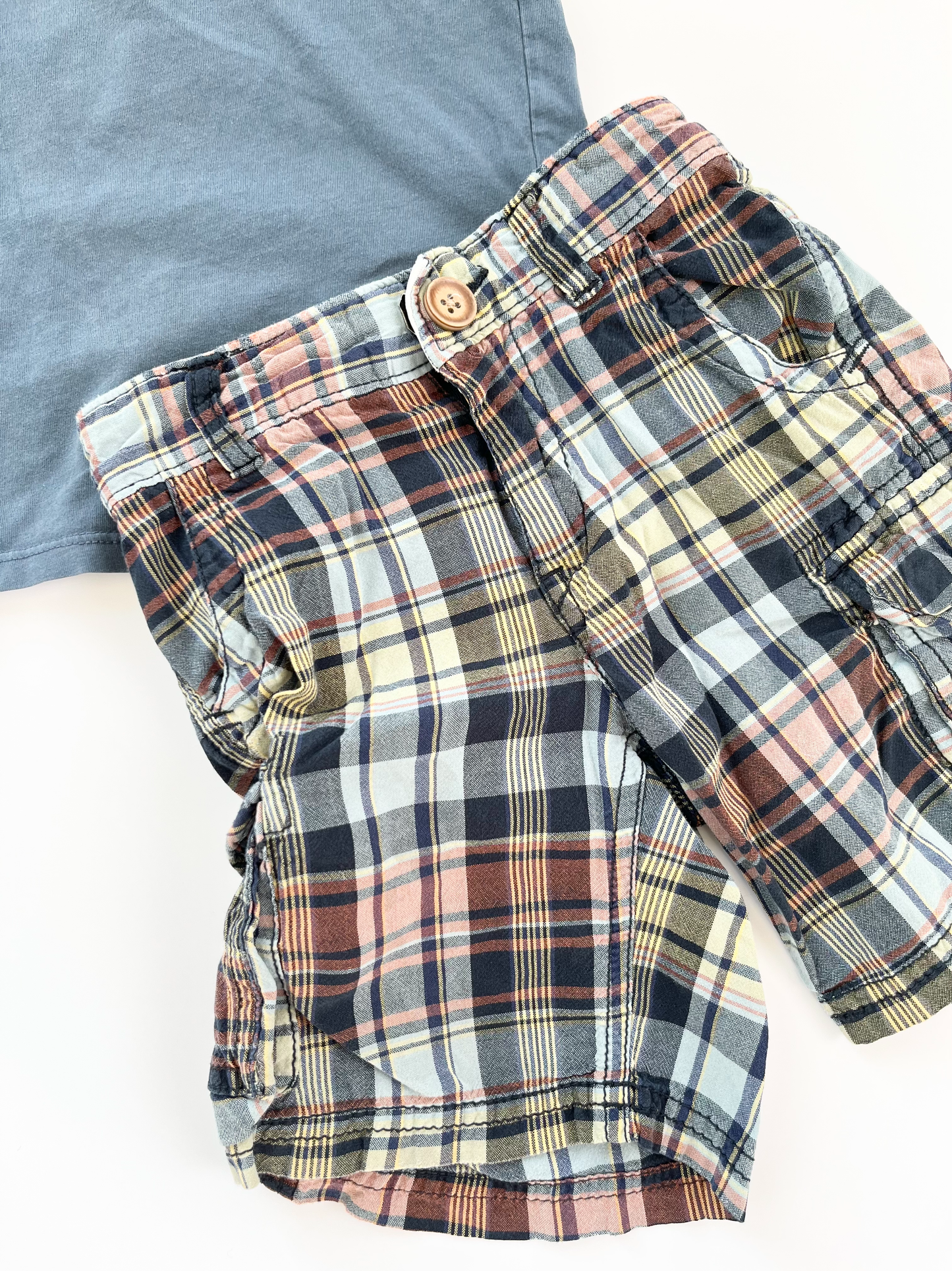 H&M T-Shirt / Gap Shorts 3T