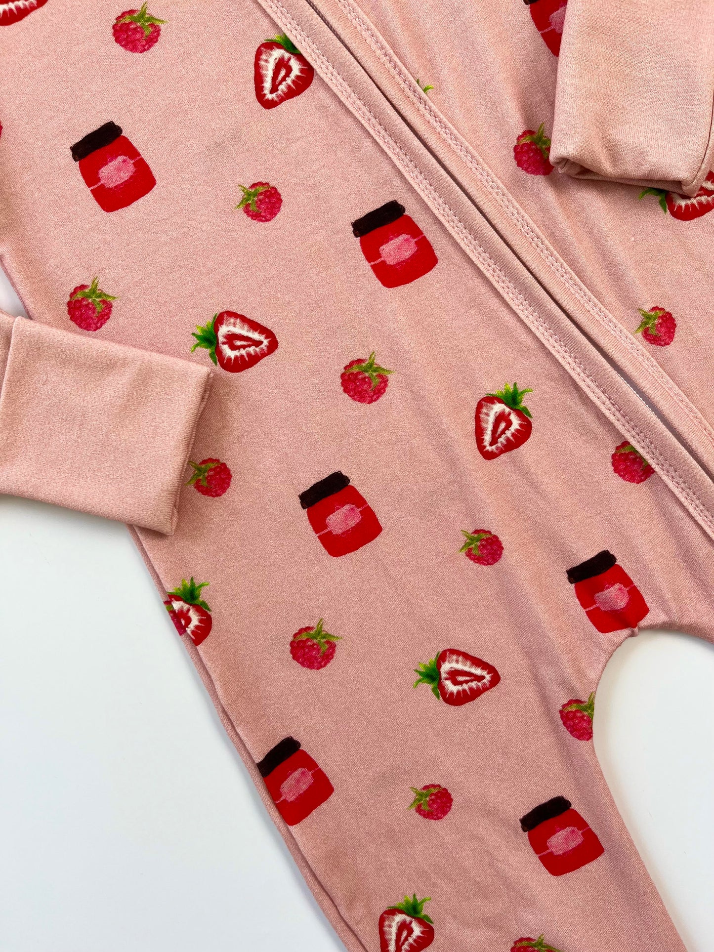 Berry Jam Zippy - Old Style Zipper Cover