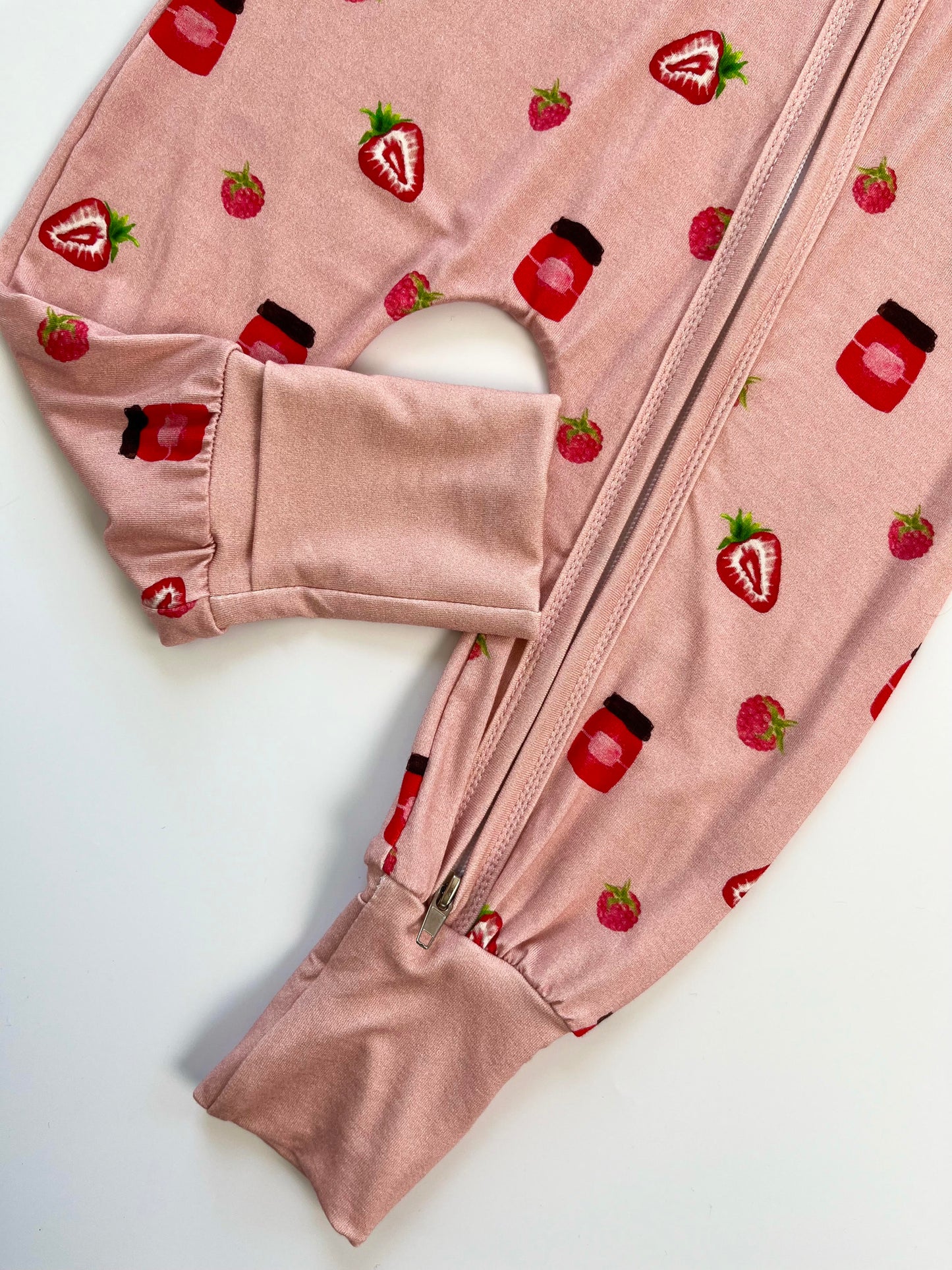 Berry Jam Zippy - Old Style Zipper Cover