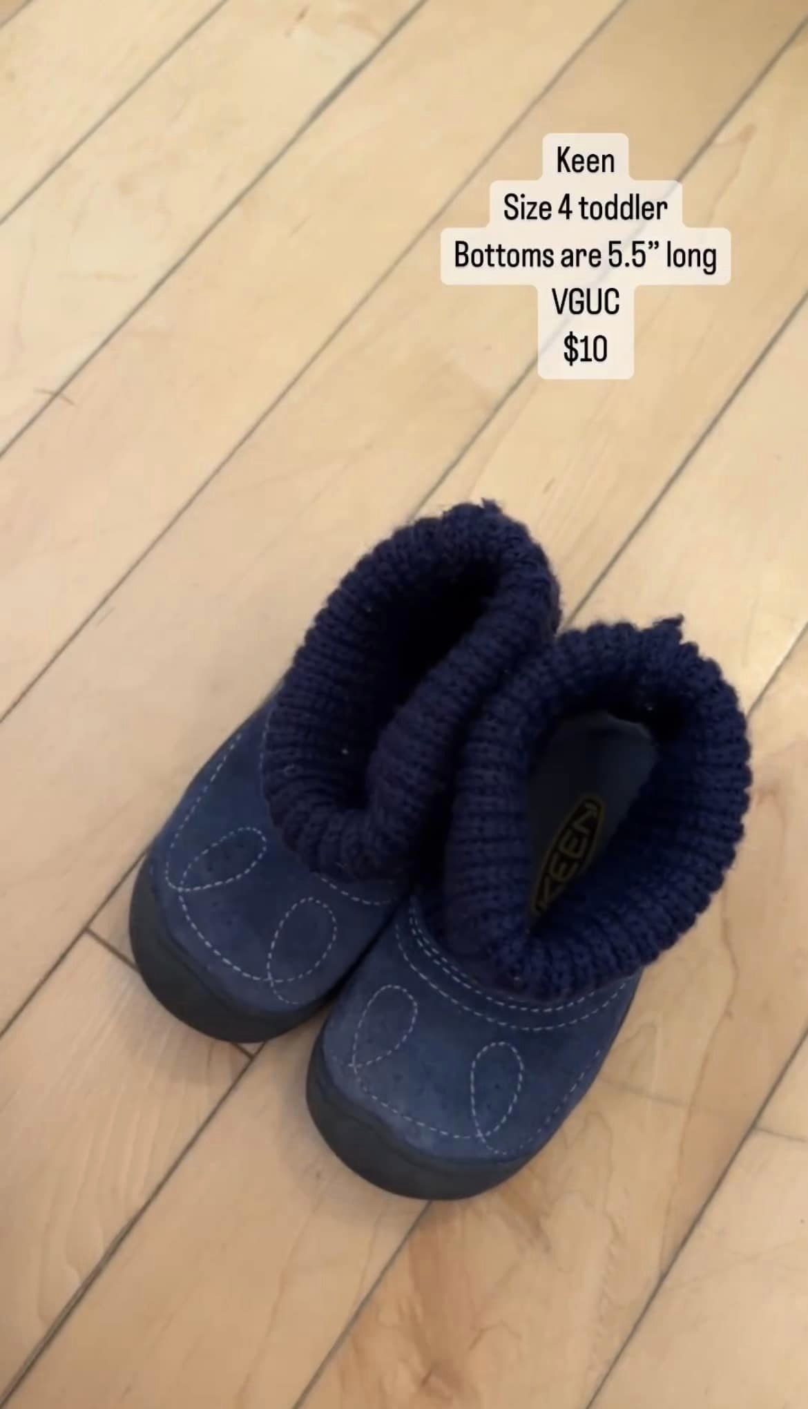 Keen Winter Boots - Size 4