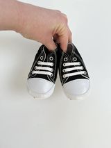 Rabeisir Slip-On Sneakers - Size 6-12m