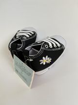 Rabeisir Slip-On Sneakers - Size 6-12m