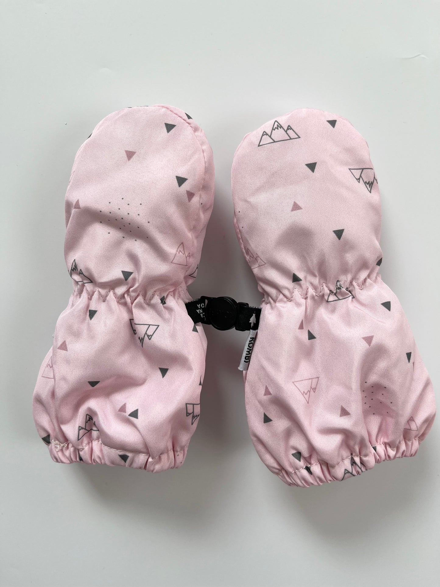 KOMBI Long Cuff Mittens - Infants 6-12m