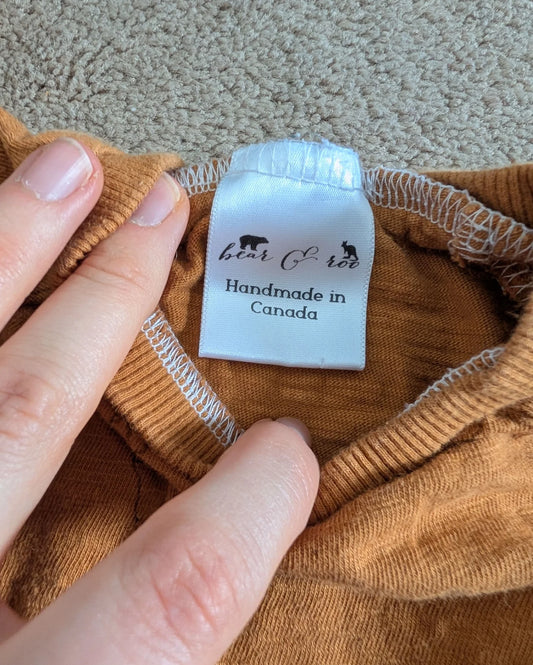 Bear & Roo Orange Map Knotted Gown 3-6m