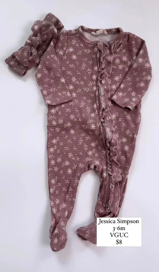 Jessica Simpson Sleeper & Bow 3-6m