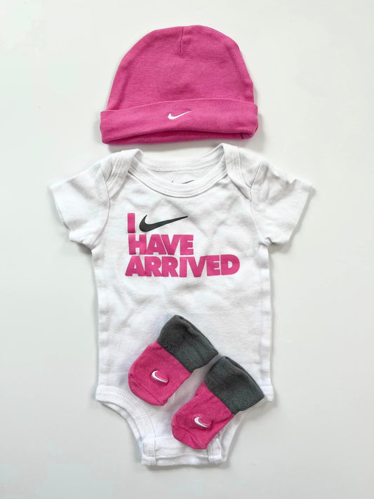 Nike Set 0-6m