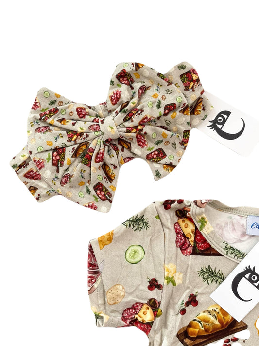Char-CUTE-erie Bow