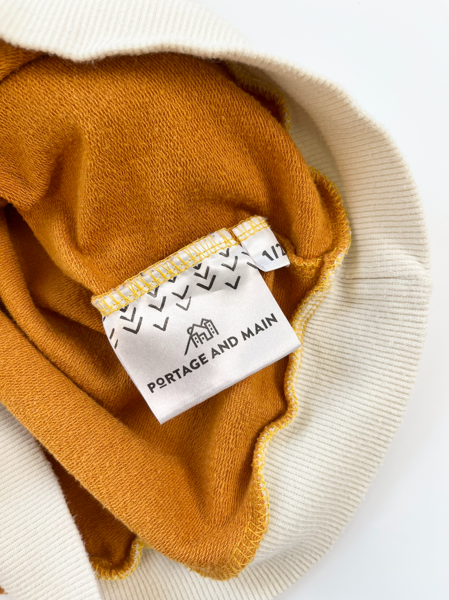 Portage & Main Hoodie 1/2T