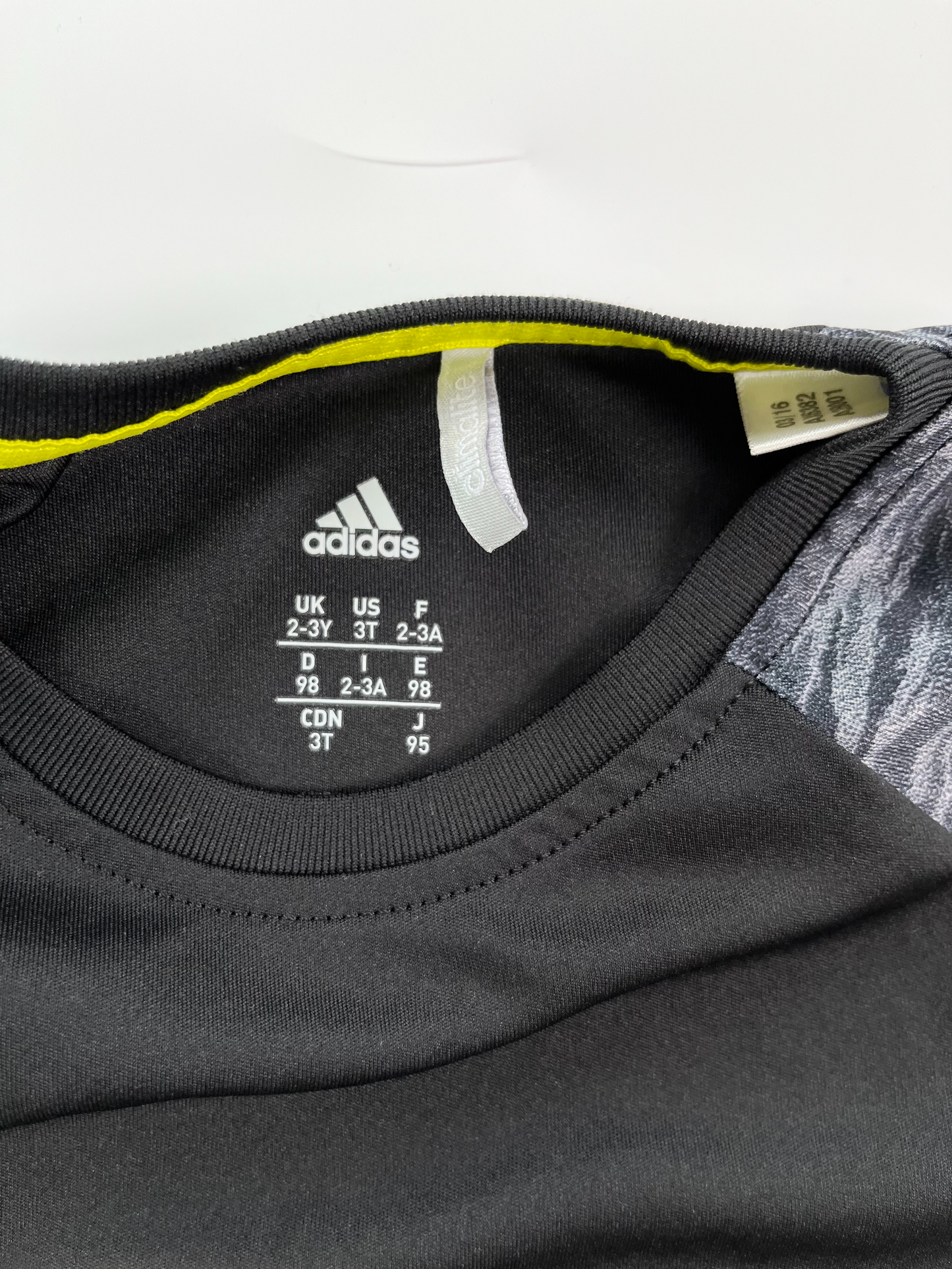Adidas Athletic T-Shirt 2-3T
