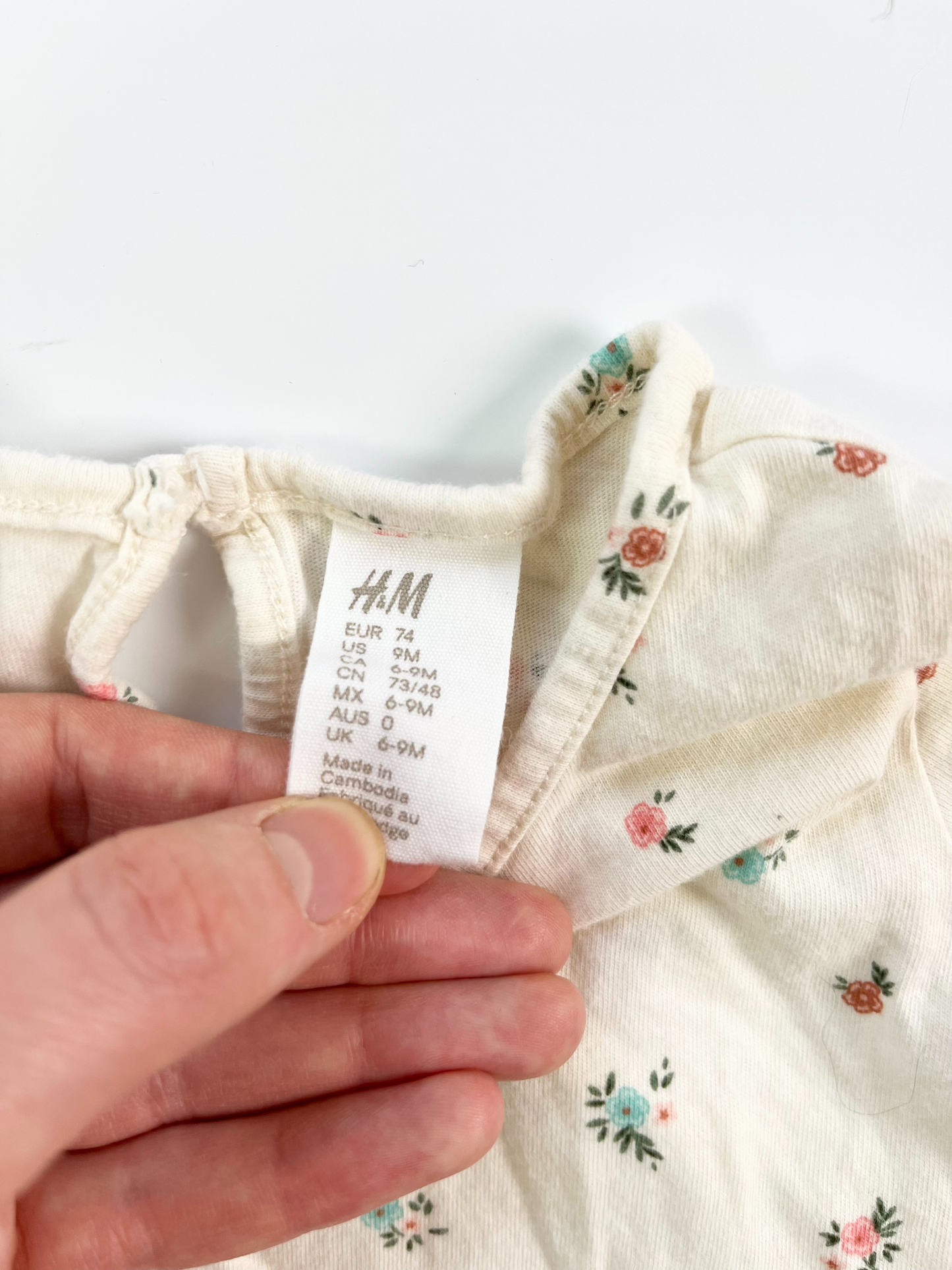 H&M T-Shirts x2 6-12m