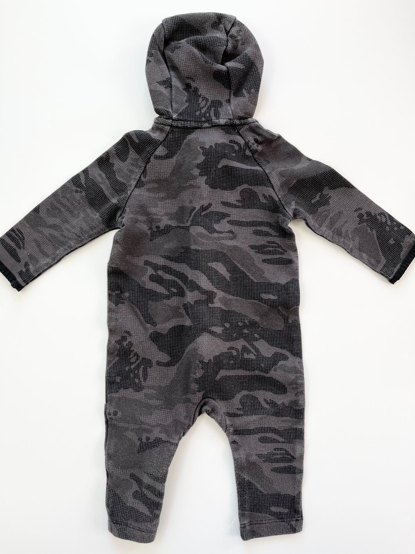 Gap Grey Camo Hooded Romper 6-12m