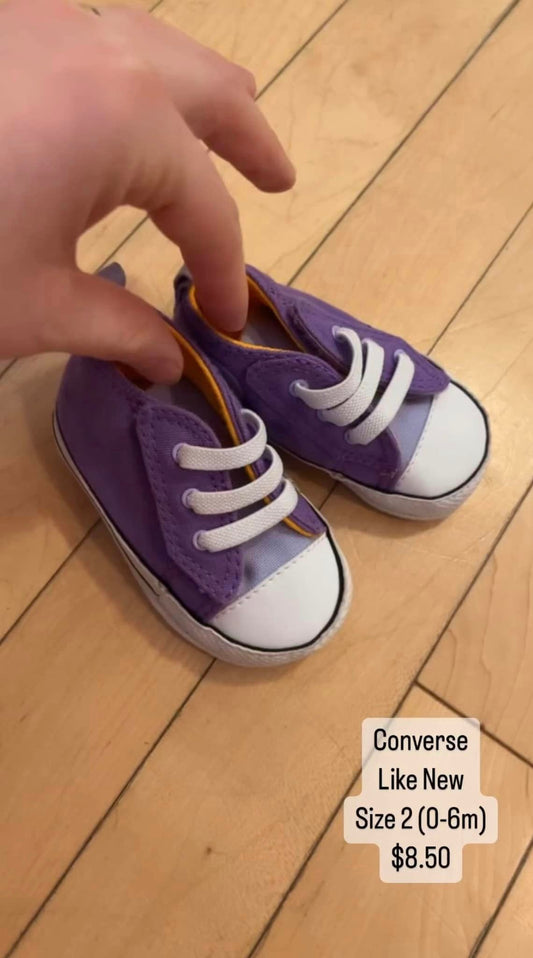 Converse - Size 2