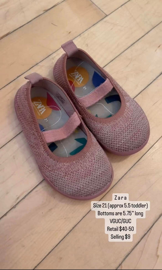 ZARA Flats - Size 5.5