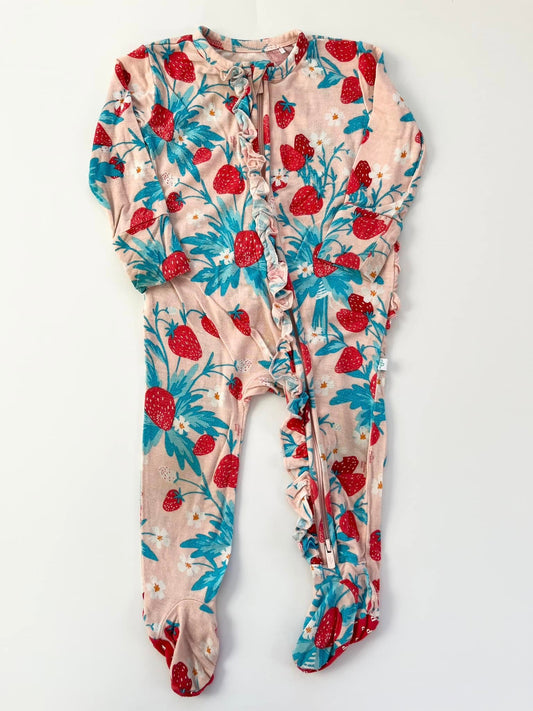 Posh Peanut Bamboo Strawberry Footie / Sleeper 6-9m