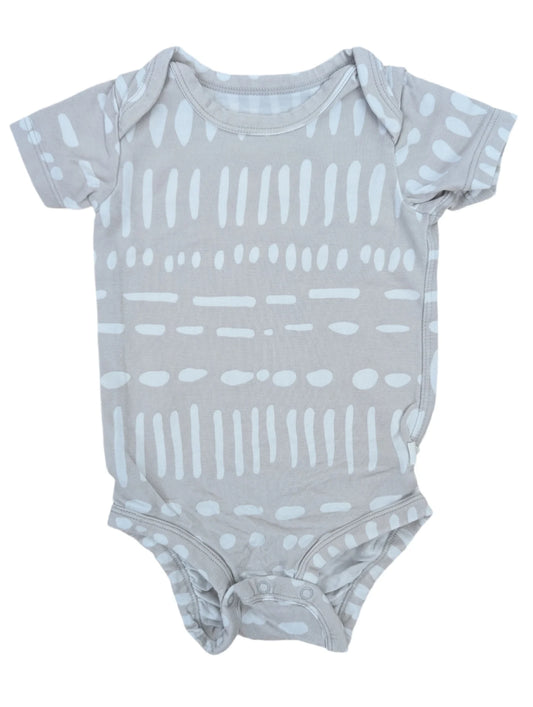 Loulou Lollipop Short Sleeve Tan & White Onesie 0-3m