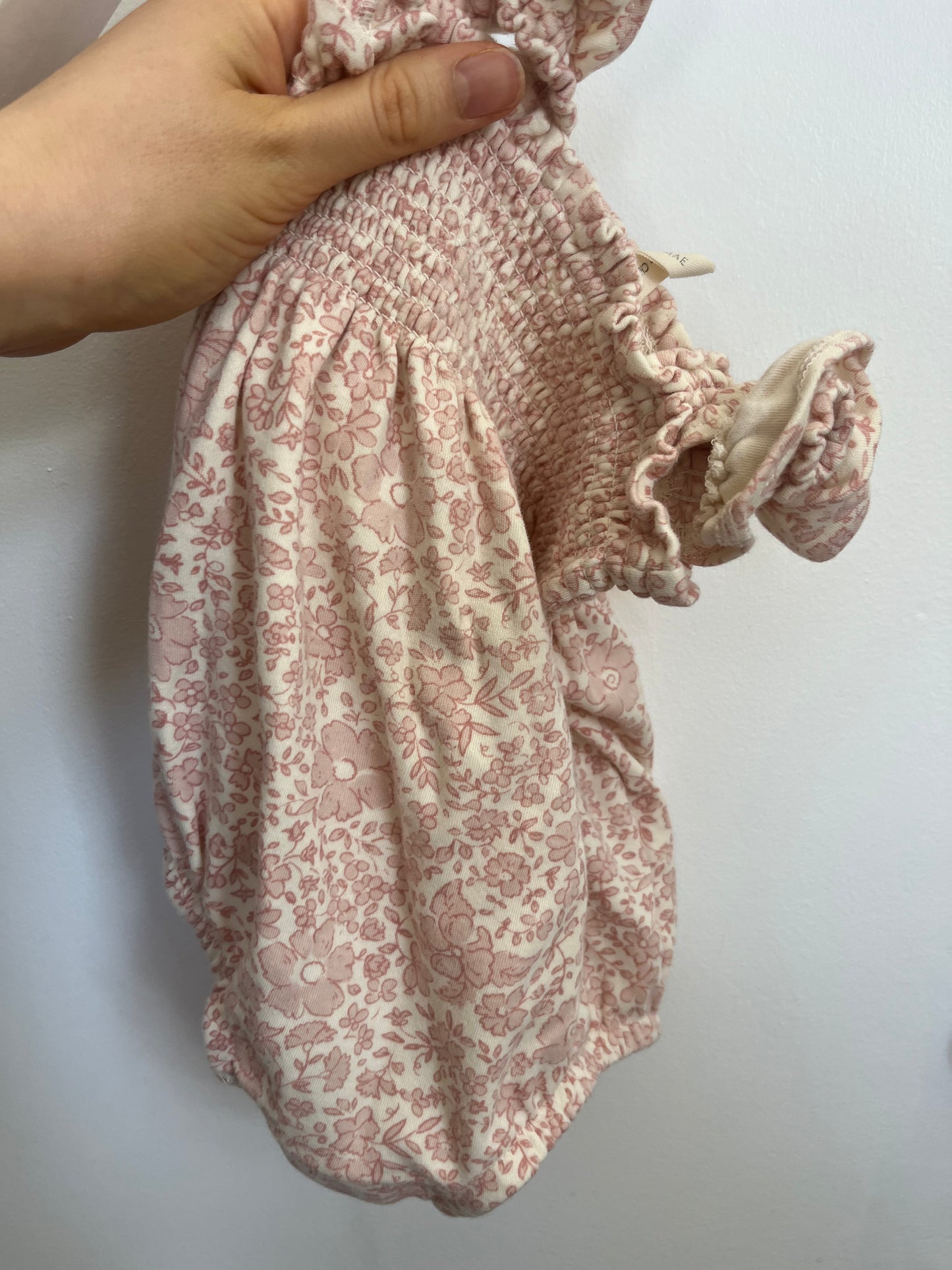 Quincy Mae Floral Romper 6-12m