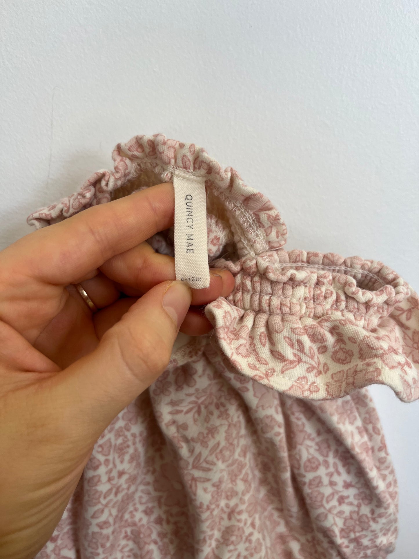 Quincy Mae Floral Romper 6-12m