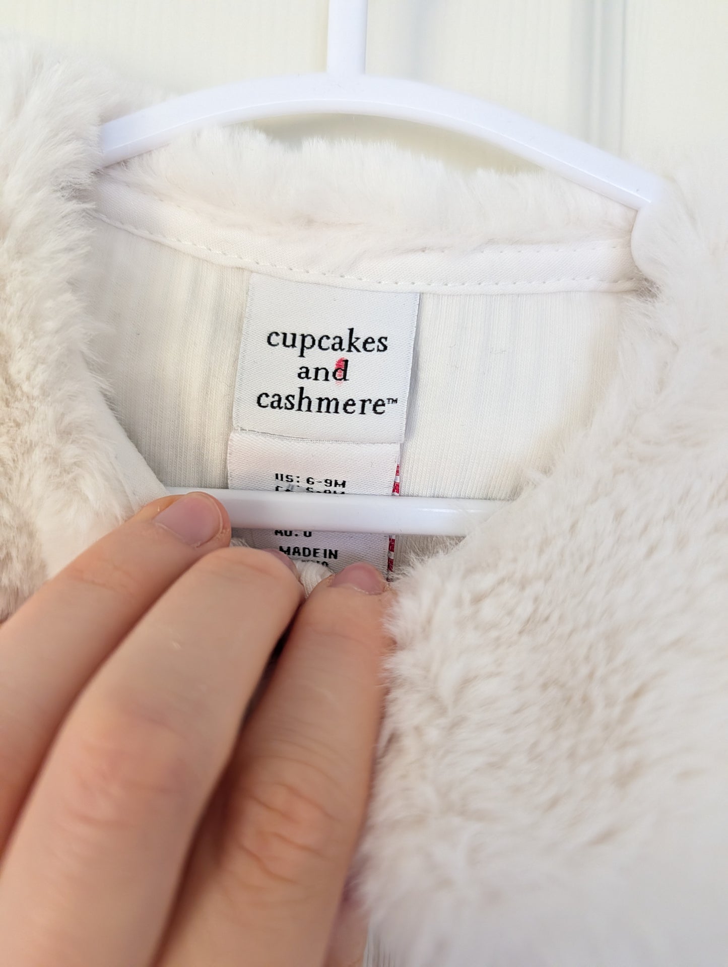 Cupcakes and Cashmere Cardigan 6-9m