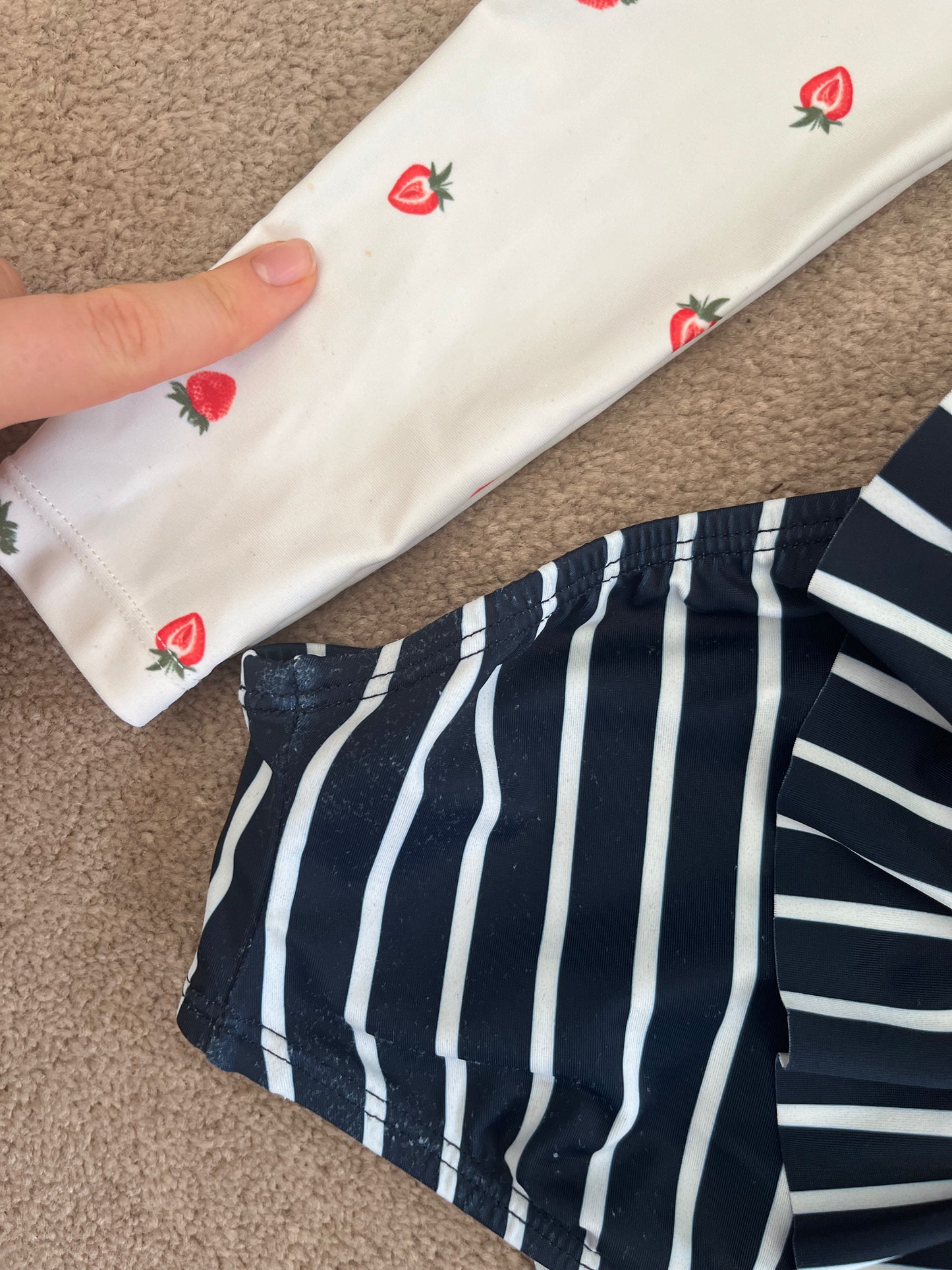 Old Navy Swimsuit 12-18m