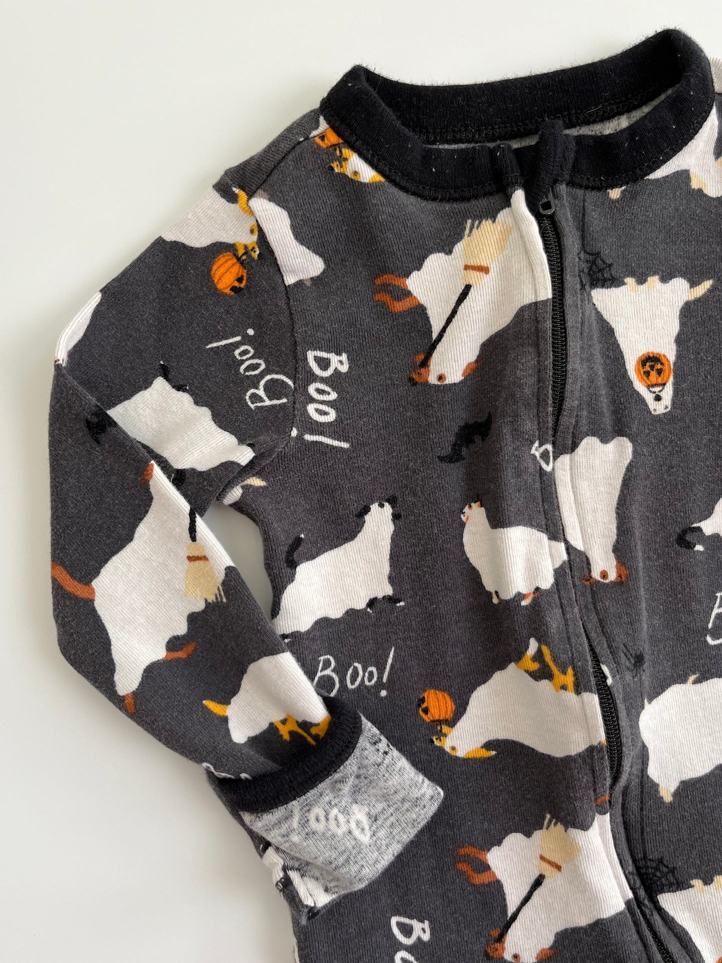 Old Navy Halloween Dogs Sleeper 3-6m